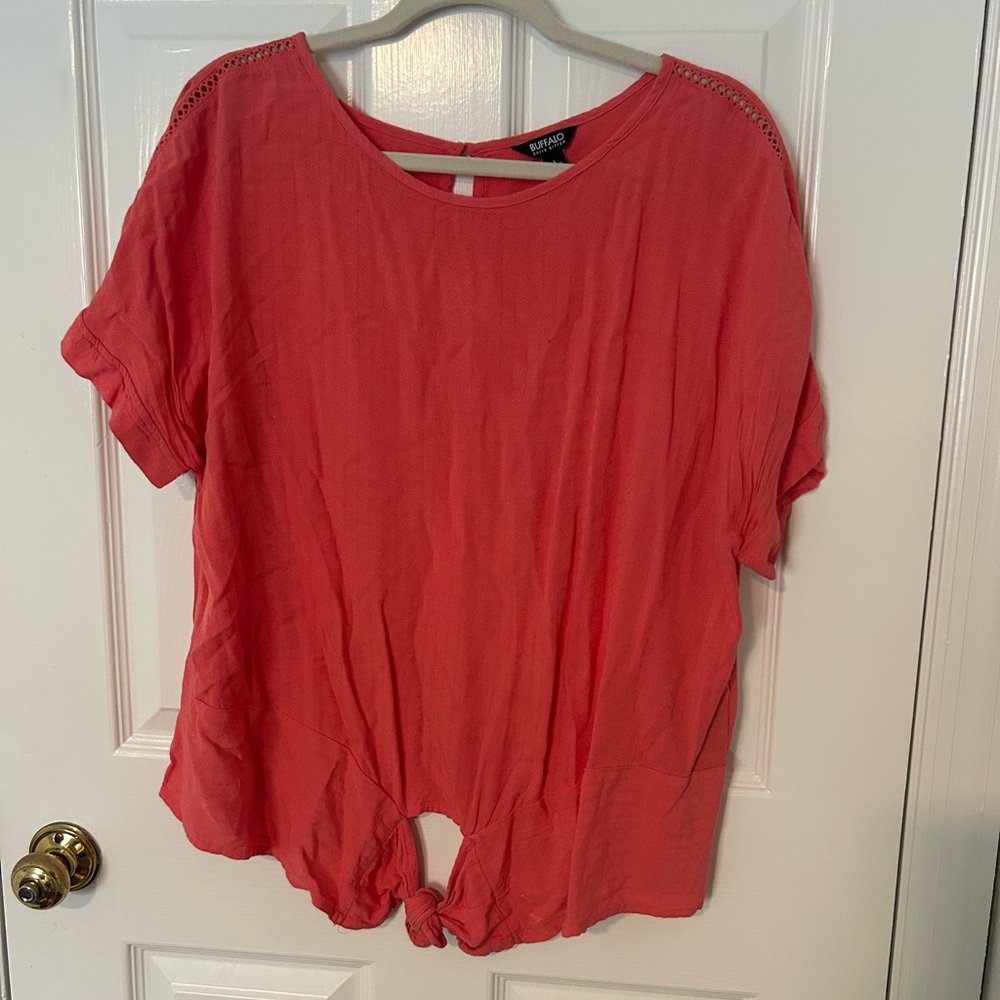 Buffalo David Bitton Coral Knot Short Sleeve Top